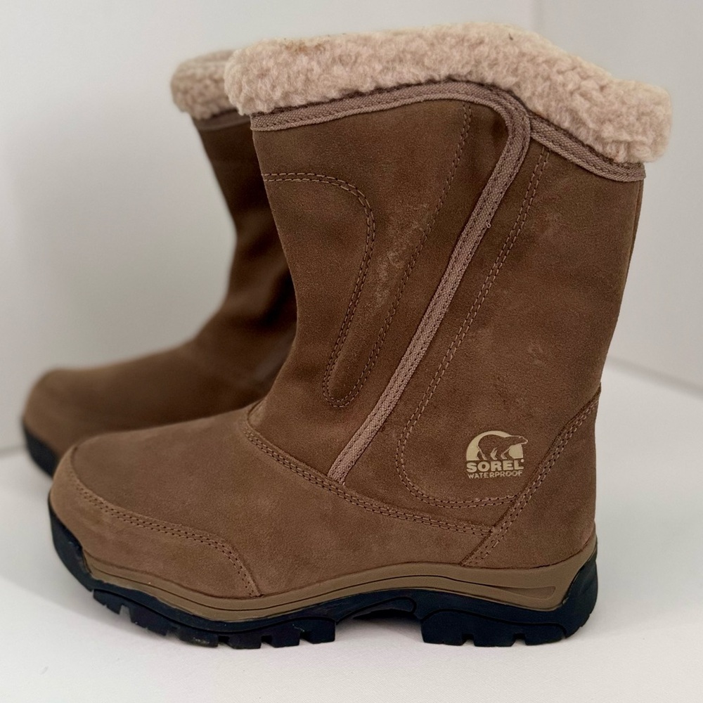 Sorel Women's Waterfall Waterproof Camel Thinsulate Boots Size 7